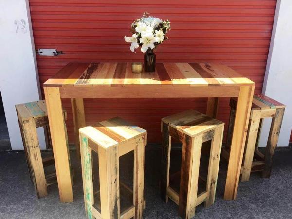 repurposed wooden pallet table and stool set