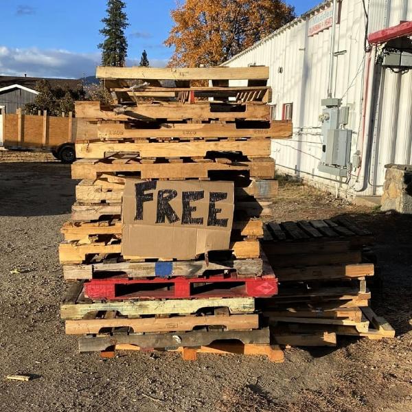 How to Recycle Wooden Pallets into Furniture