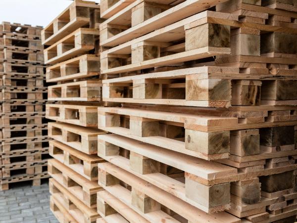 17 Unique Uses For Wooden Pallets