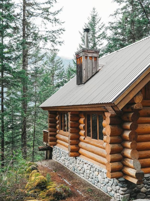 building a log cabin