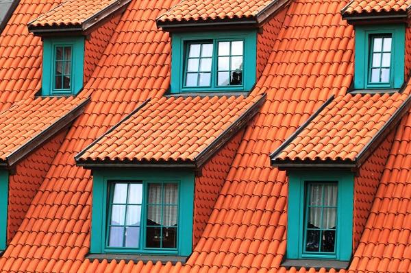 how installing a quality roof makes your whole house pop
